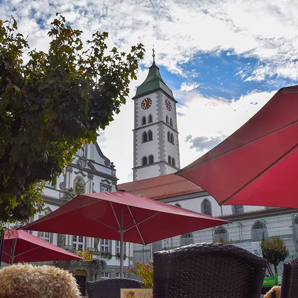 Hinderofencafe Wangen Außenaufnahme Kirchturm